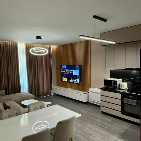 White Hill Apartment *